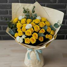 Букет цветов из:  Розы в Кунгуре