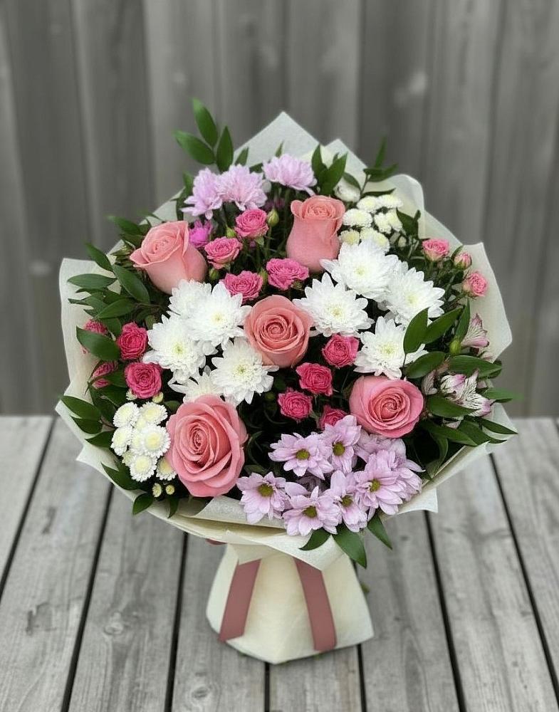 Букет цветов из: Альстромерии, Гвоздики, Розы и Хризантемы в Кунгуре