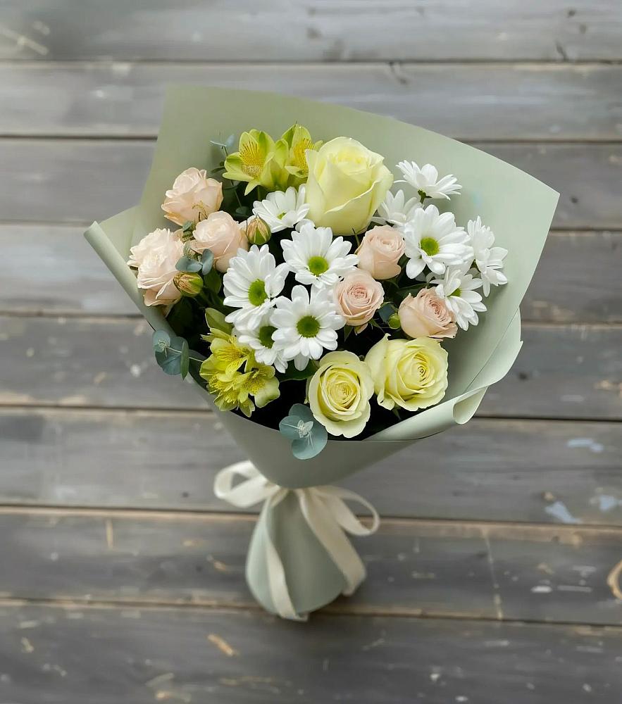 Букет цветов из: Альстромерии, Розы и Хризантемы в Кунгуре