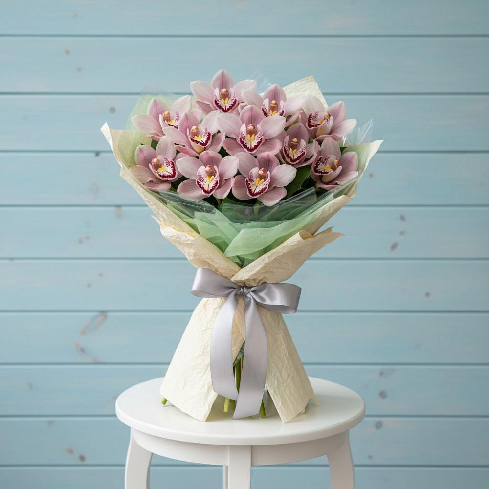 Букет цветов из: Орхидеи и Розы в Кунгуре
