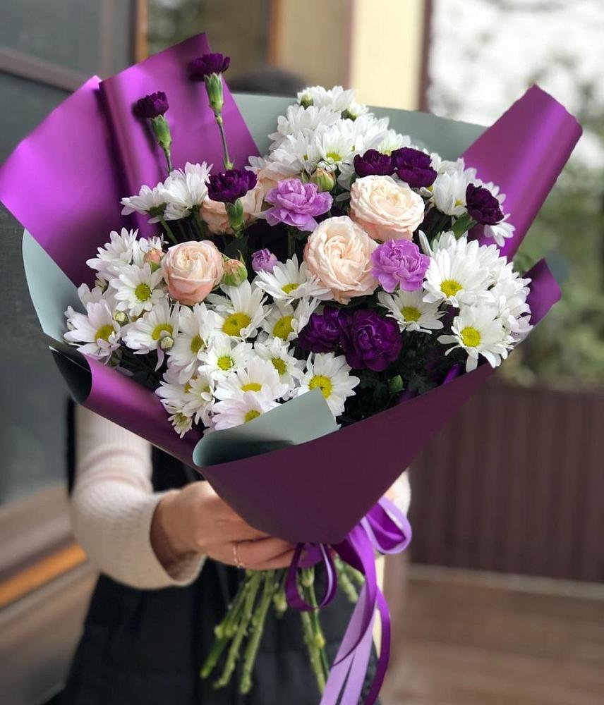 Букет цветов из: Хризантемы, Гвоздики и Розы в Кунгуре