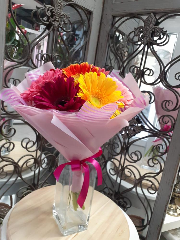 Букет цветов из: Герберы в Кунгуре