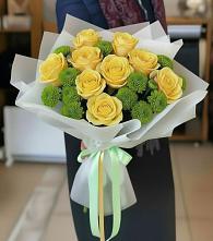 Букет цветов из:  Хризантемы и Розы в Кунгуре