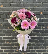 Букет цветов из:  Герберы и Хризантемы в Кунгуре