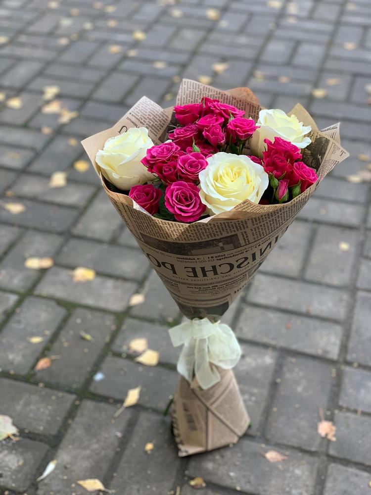 Букет цветов из: Розы в Кунгуре