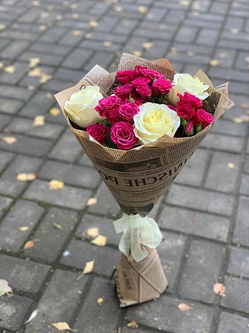 Букет цветов из: Розы в Кунгуре