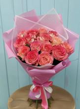 Букет 15 Розовых роз Равель в Кунгуре