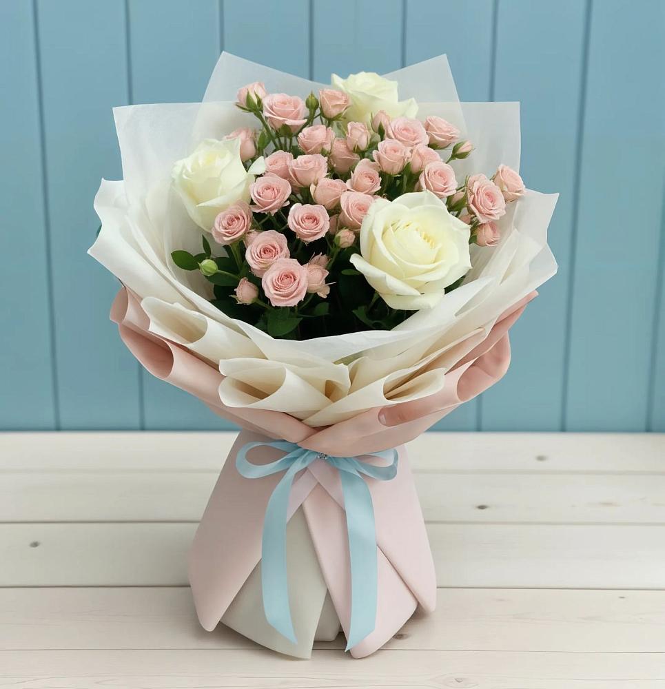 Букет цветов из: Розы в Кунгуре