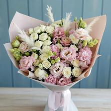 Букет цветов из:  Альстромерии и Розы в Кунгуре